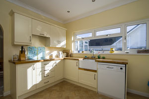 Photo 16- click for photo gallery